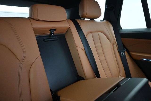 Used 2021 BMW X5 xDrive40i w/ M Sport Package AWD/4WD image 20