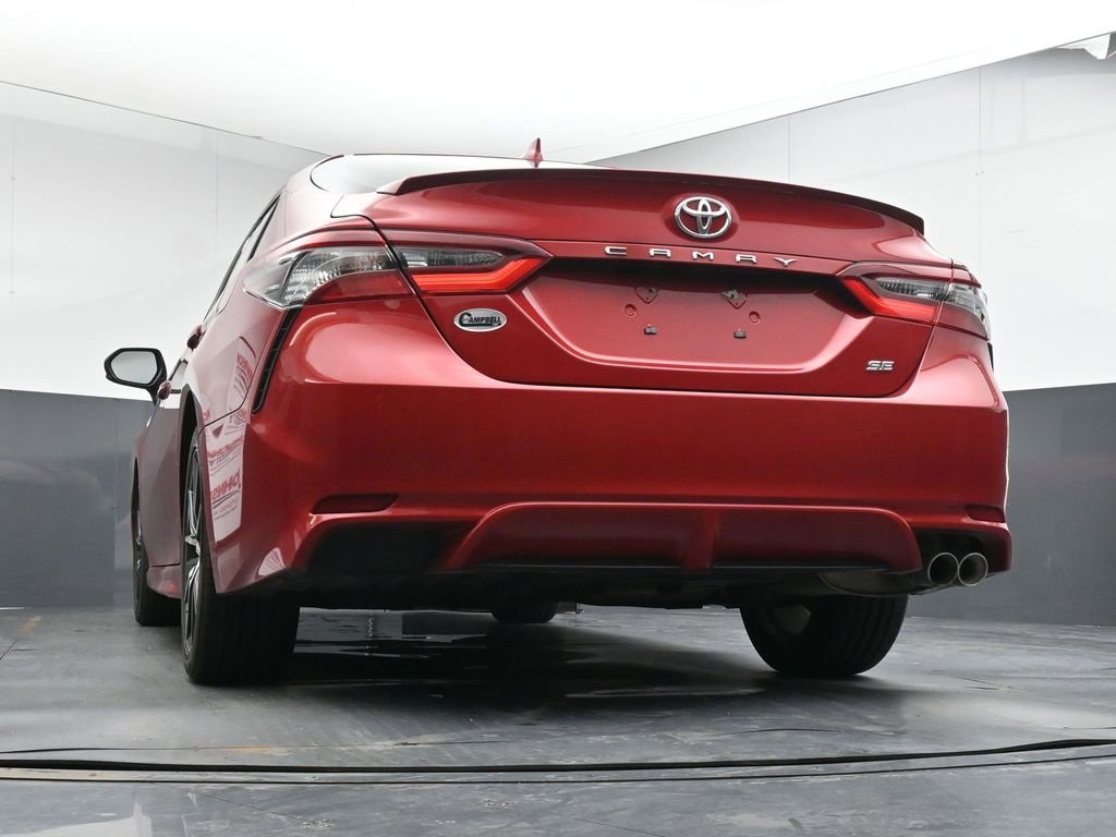 Used 2022 Toyota Camry SE image 34