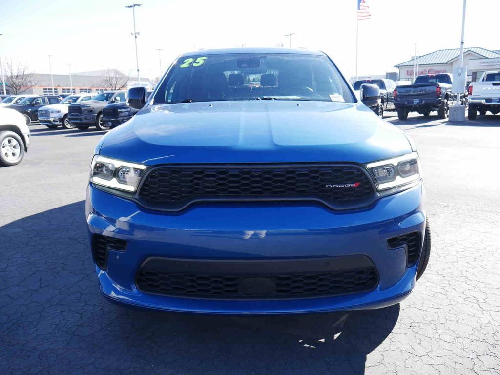 Certified 2025 Dodge Durango GT image 3