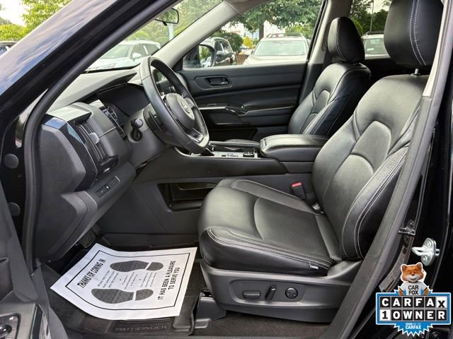 Used 2023 Nissan Pathfinder SV AWD/4WD image 11