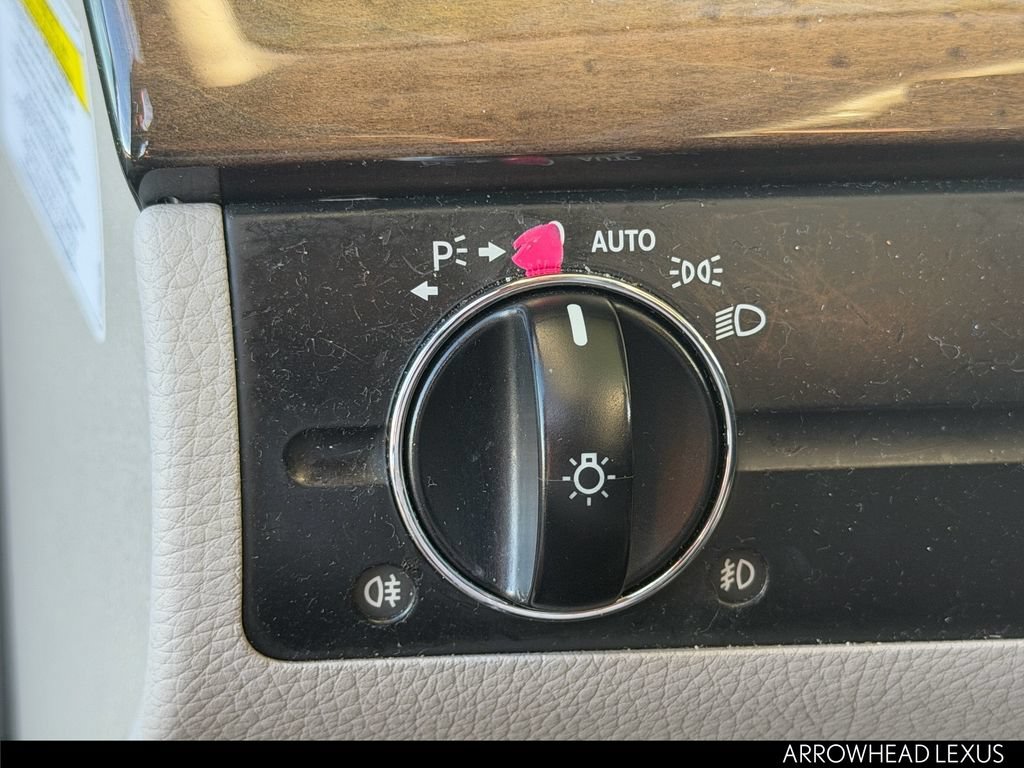Used 2009 Mercedes-Benz E 350 Sedan image 10