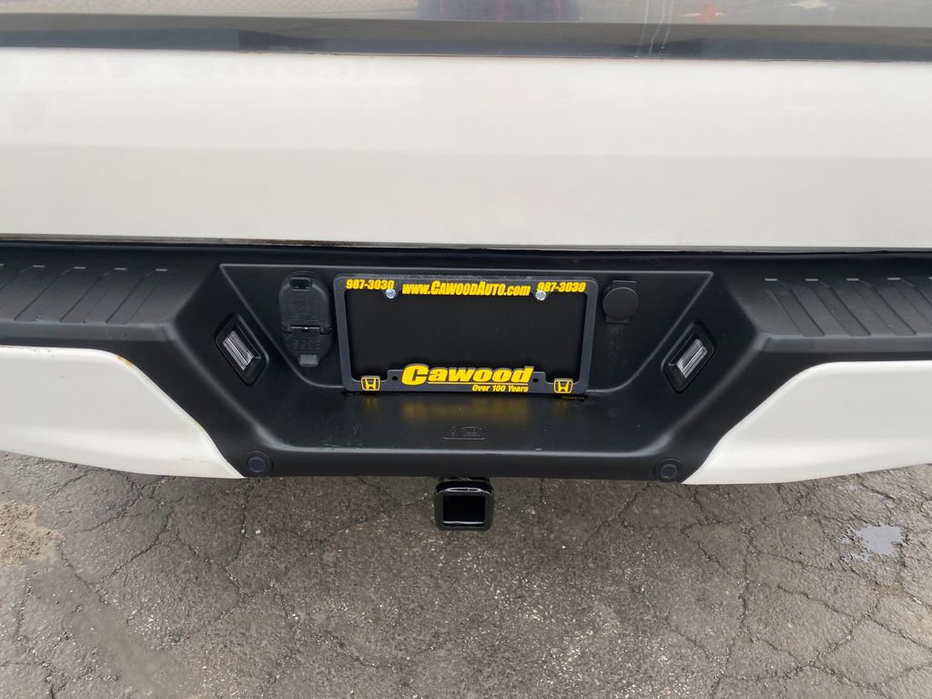 Used 2019 Ford F150 Platinum w/ Technology Package AWD/4WD image 4
