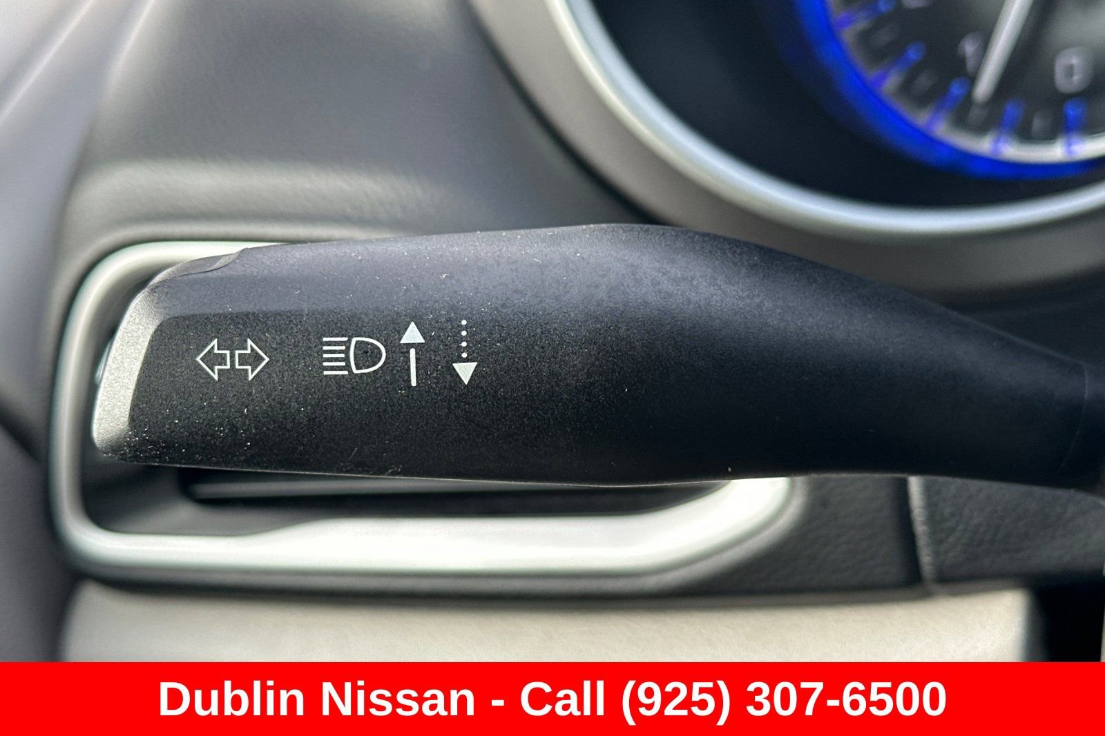 Used 2022 Chrysler Pacifica Touring-L FWD image 39