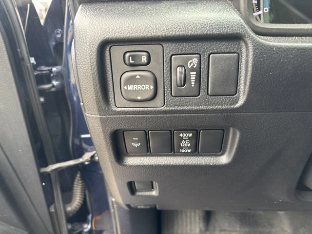 Used 2018 Toyota 4Runner SR5 Premium AWD/4WD image 15