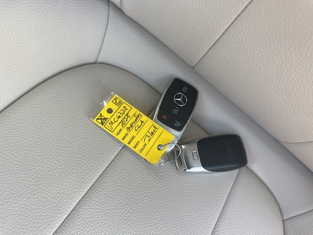 Used 2025 Mercedes-Benz CLA 250 4MATIC image 34