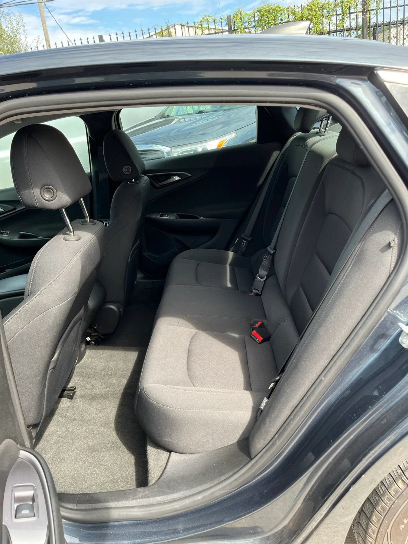 Used 2020 Chevrolet Malibu LS FWD image 28