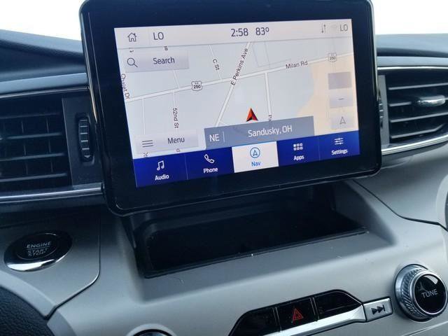 Used 2022 Ford Explorer XLT w/ Equipment Group 202A image 22