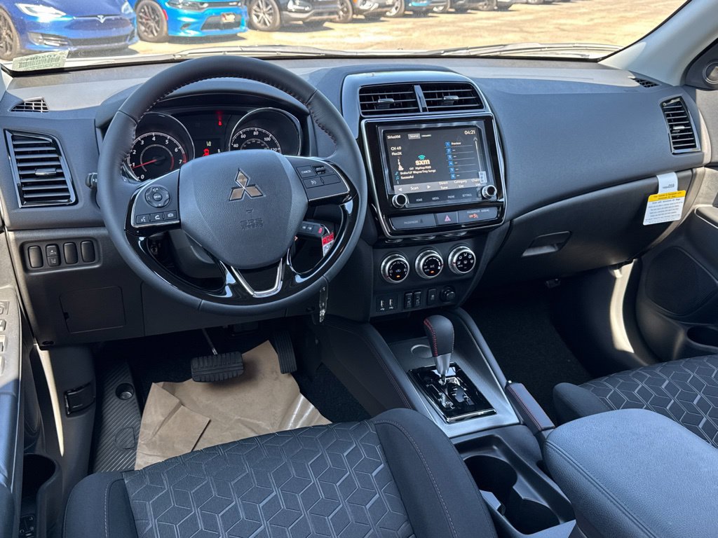 New 2027 Mitsubishi Outlander Sport LE FWD image 7