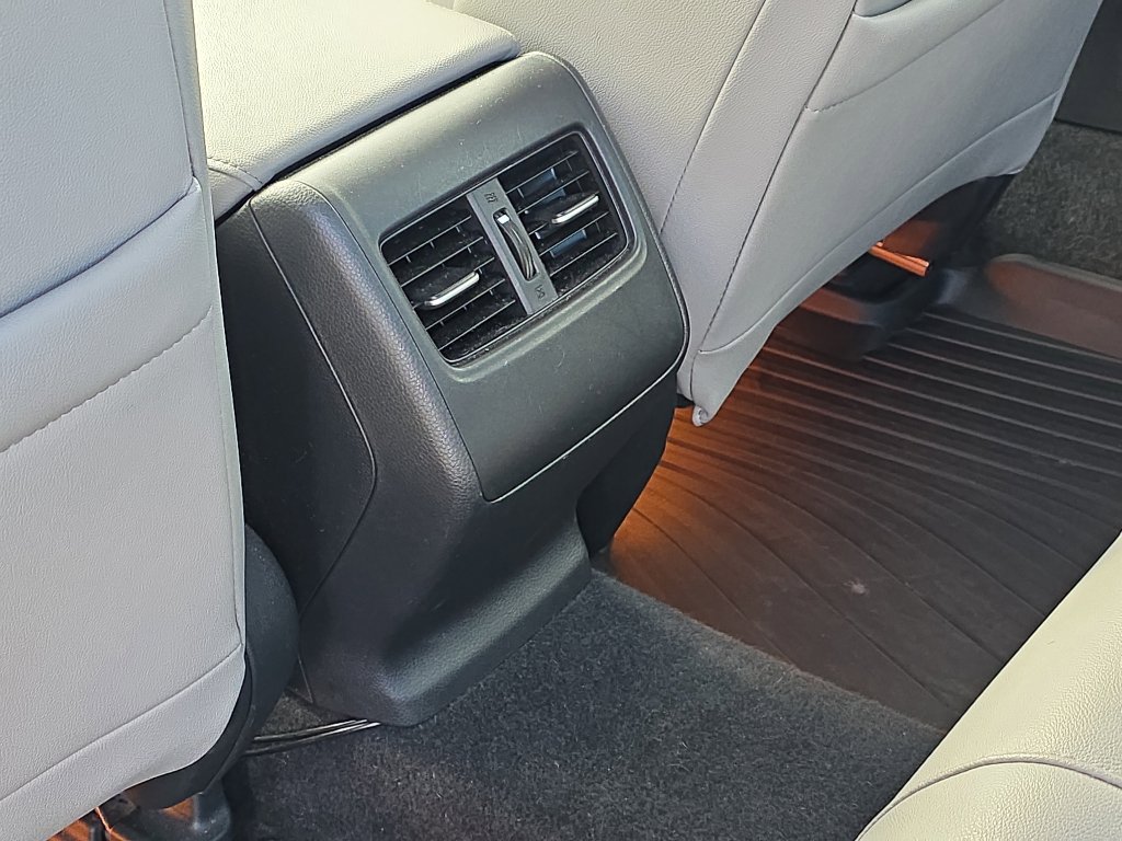 Used 2019 Honda Accord Touring image 26