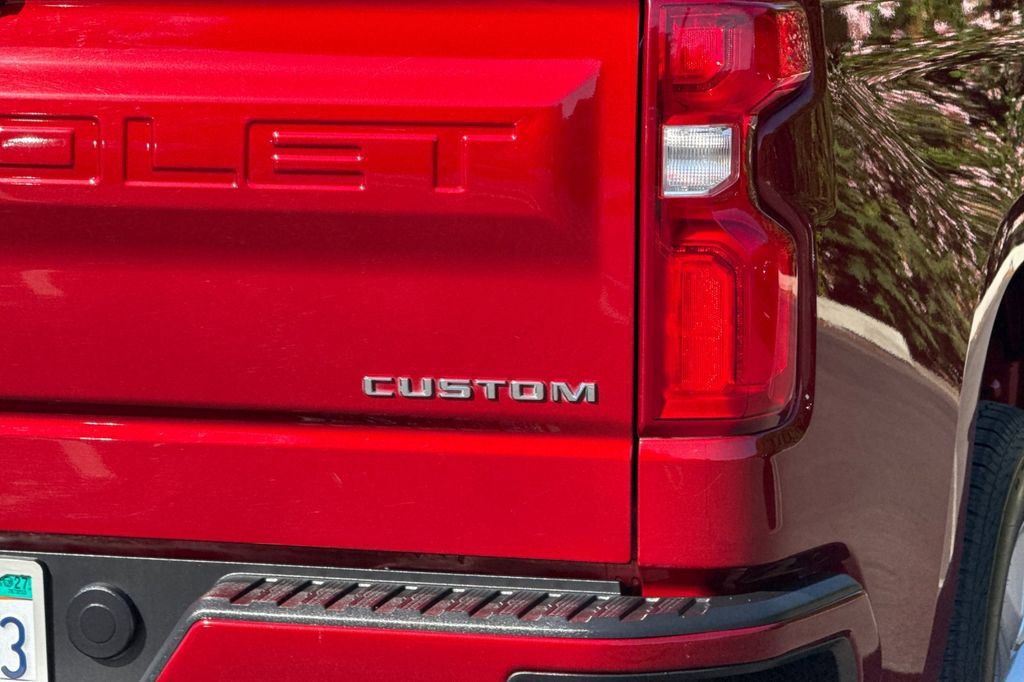 Used 2021 Chevrolet Silverado 1500 Custom RWD image 25