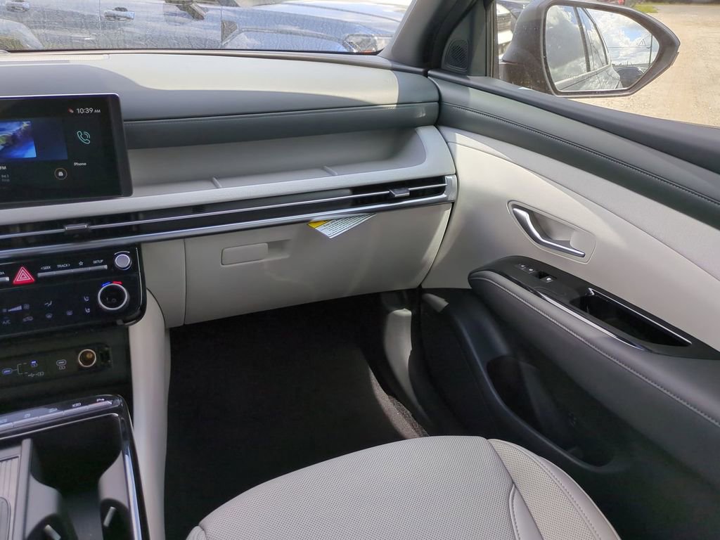 New 2026 Hyundai Tucson Limited image 18