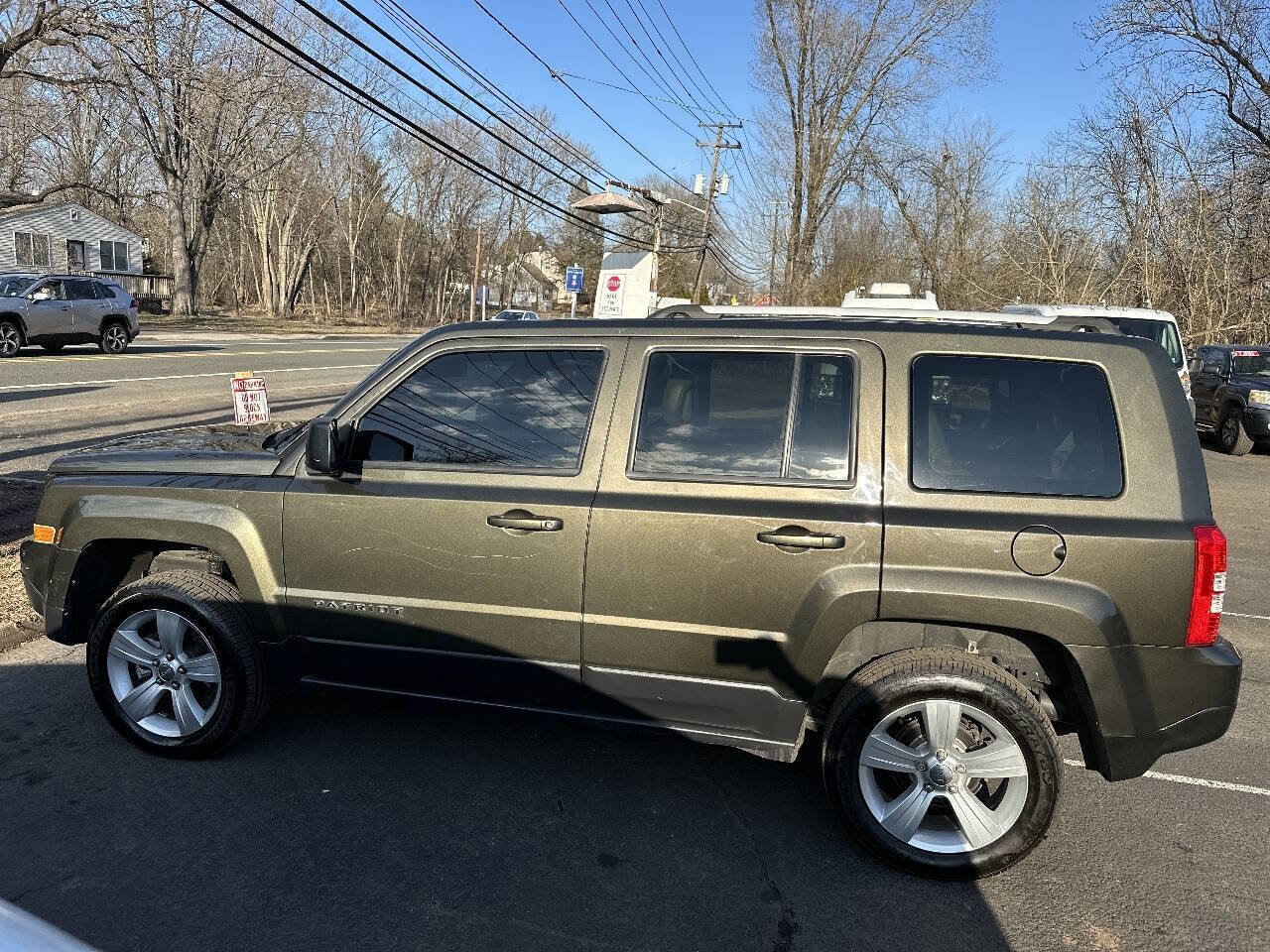 Used 2015 Jeep Patriot Limited w/ Sun/Sound Group image 8