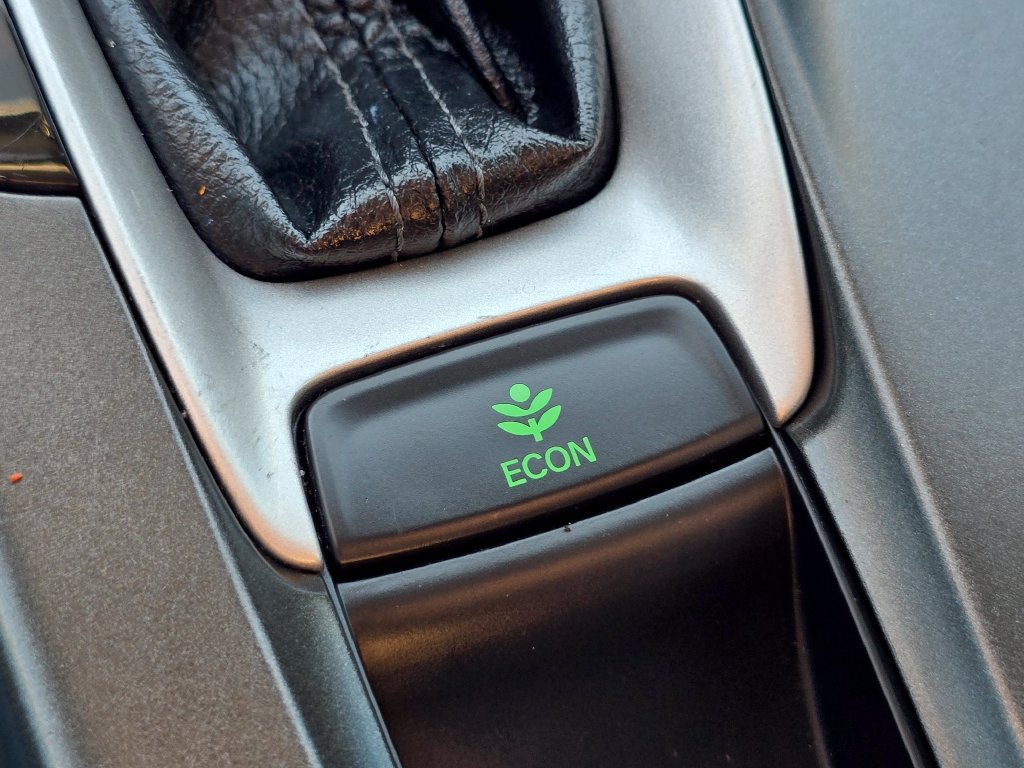 Used 2019 Honda Accord LX image 26