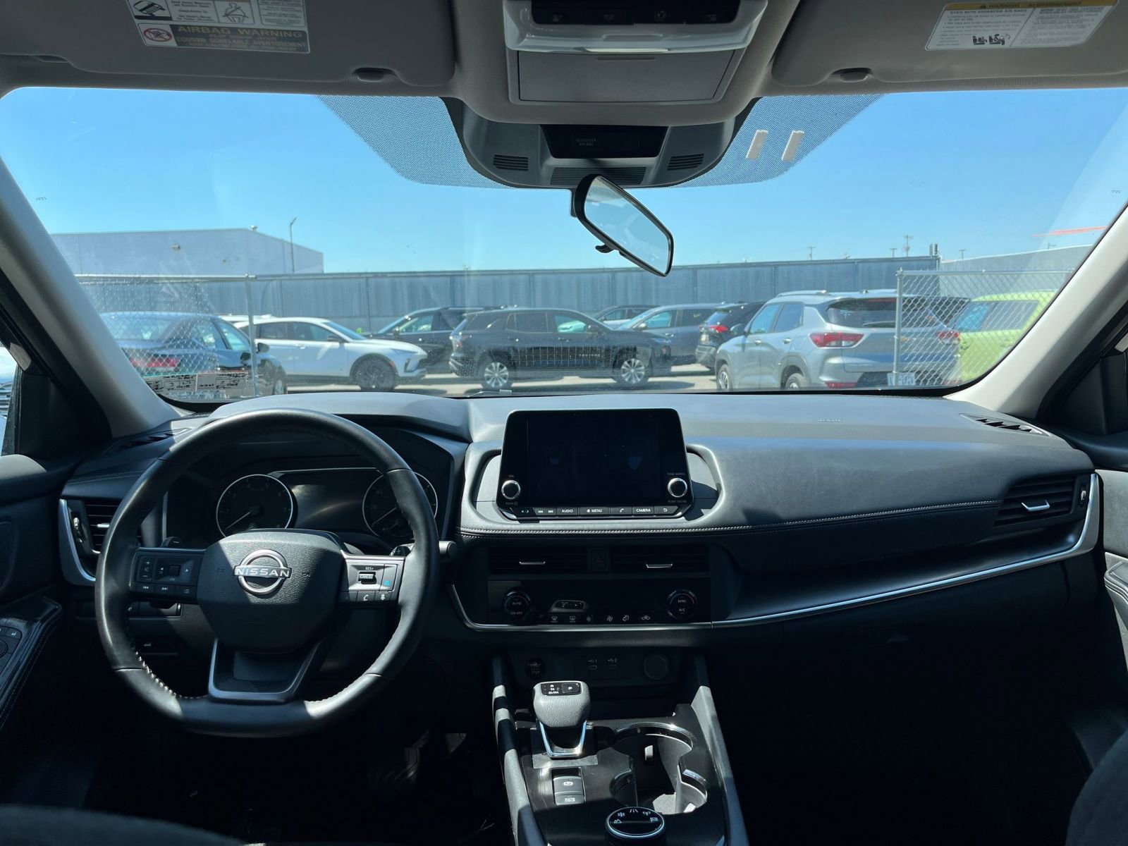 Used 2025 Nissan Rogue SV AWD/4WD image 35