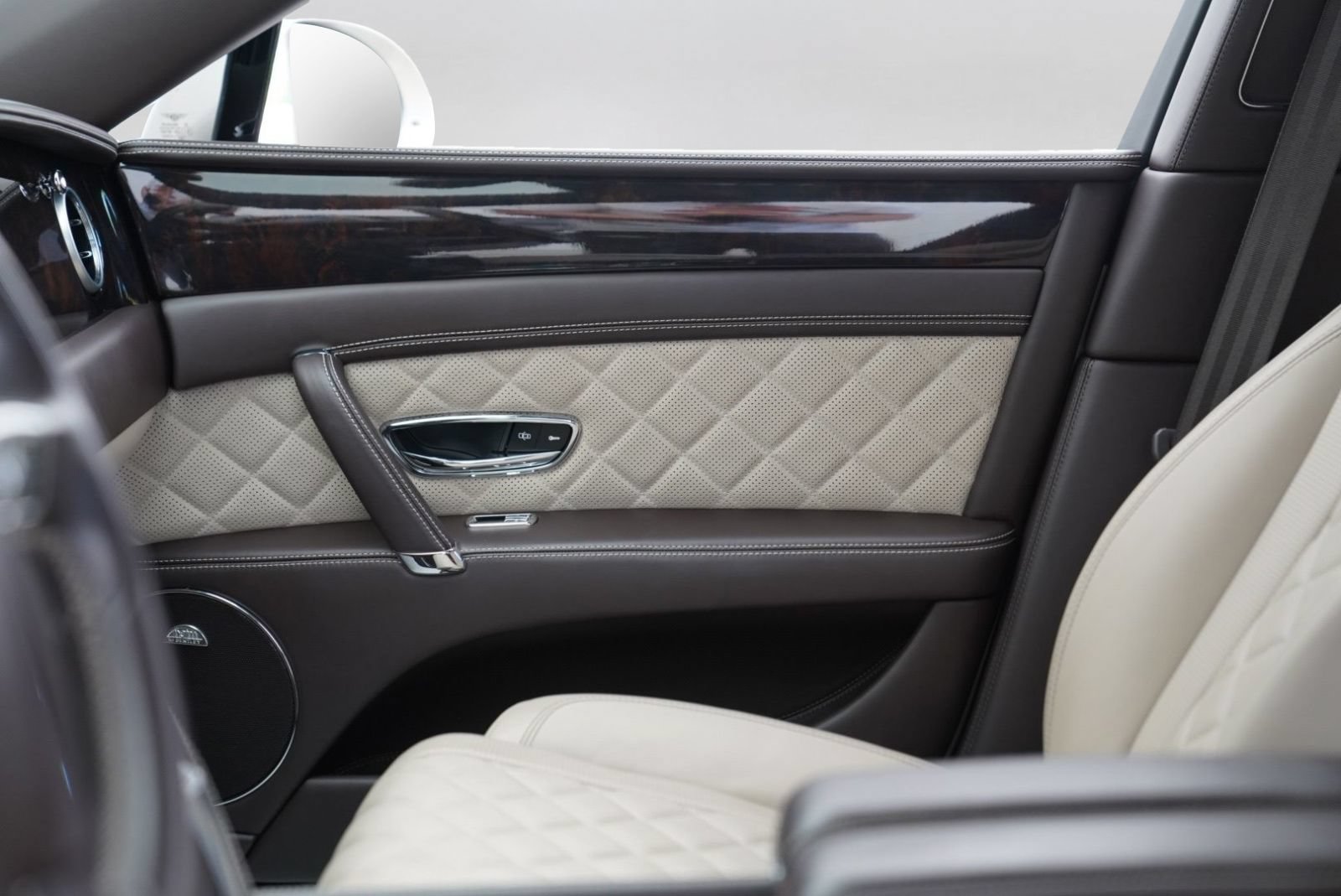 Used 2017 Bentley Flying Spur W12 AWD/4WD image 27