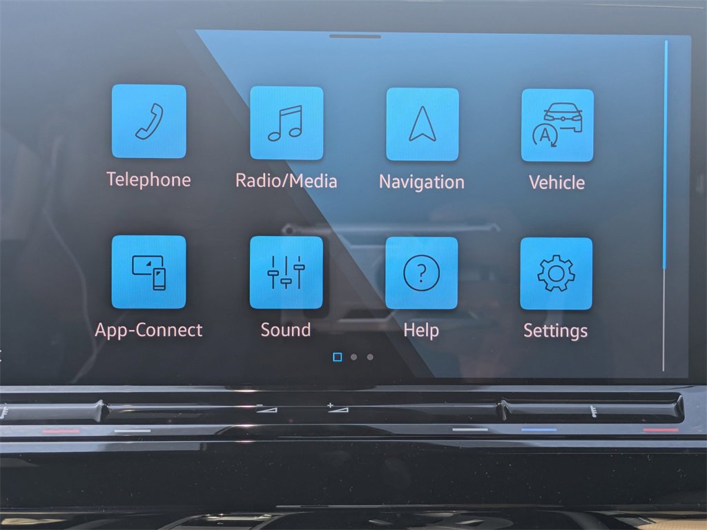 New 2026 Volkswagen Atlas Cross Sport SE image 38