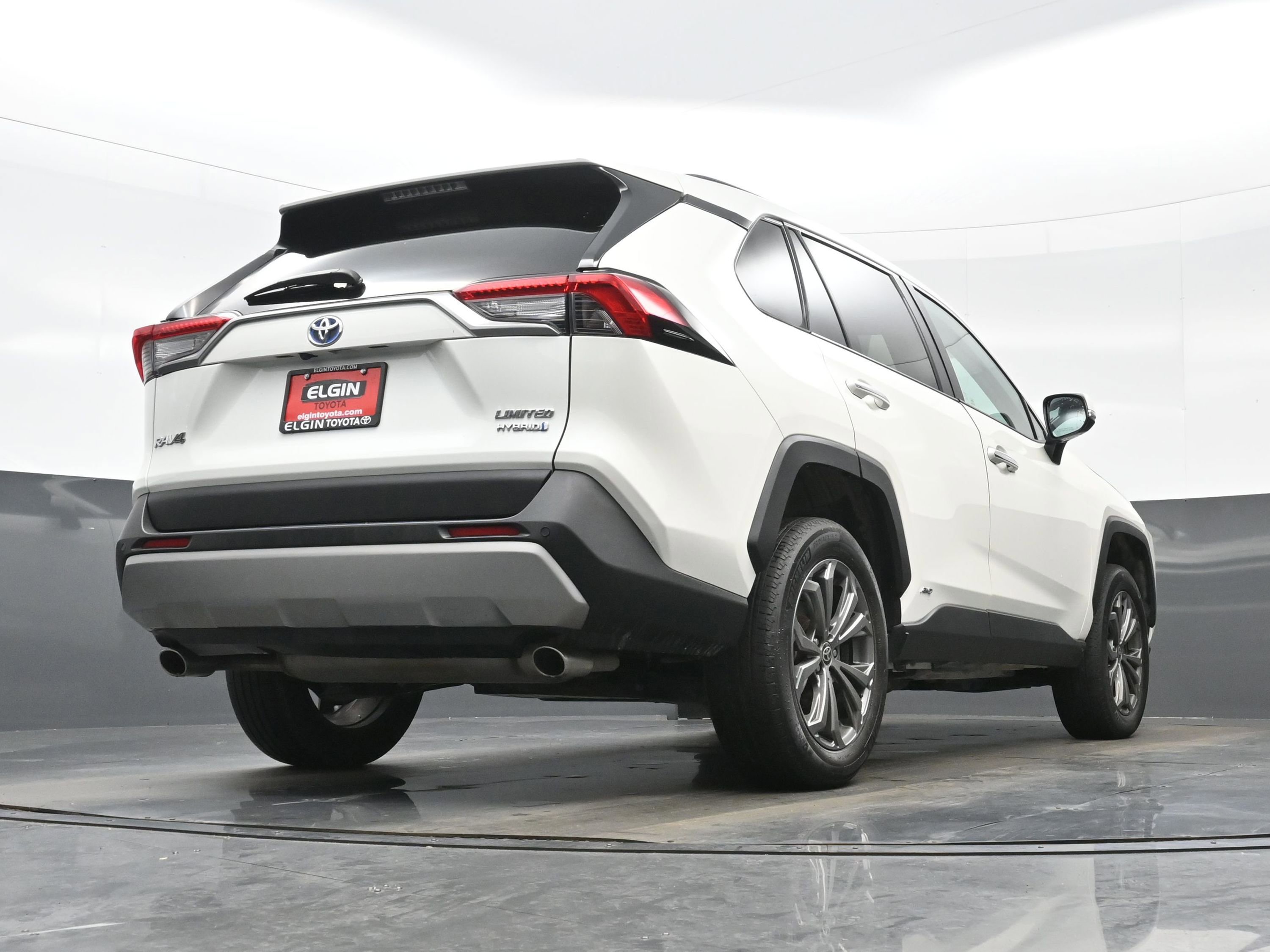 Used 2022 Toyota RAV4 Limited AWD/4WD image 33