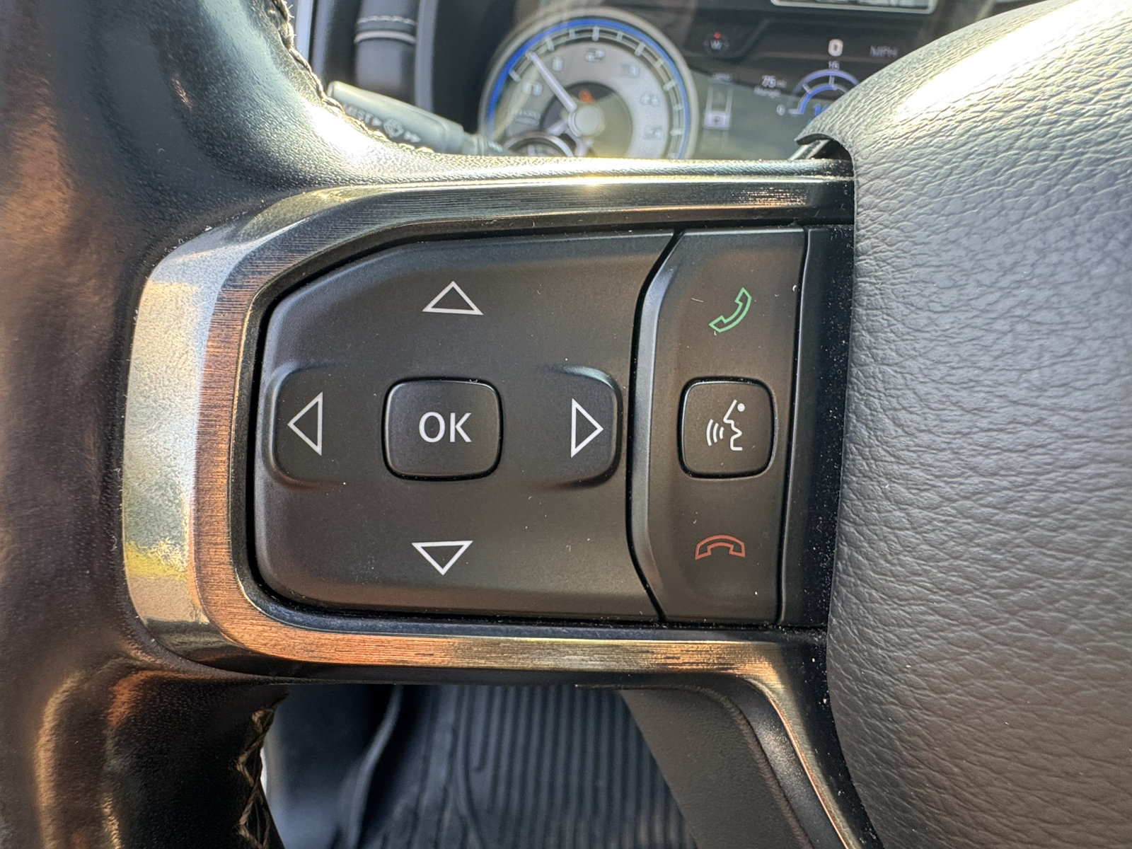 Used 2019 RAM 1500 Limited RWD image 33
