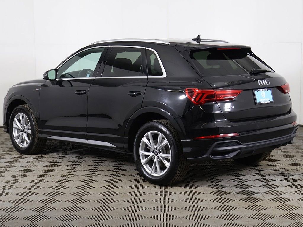 Used 2023 Audi Q3 2.0T Premium Plus w/ Premium Plus Package AWD/4WD image 10