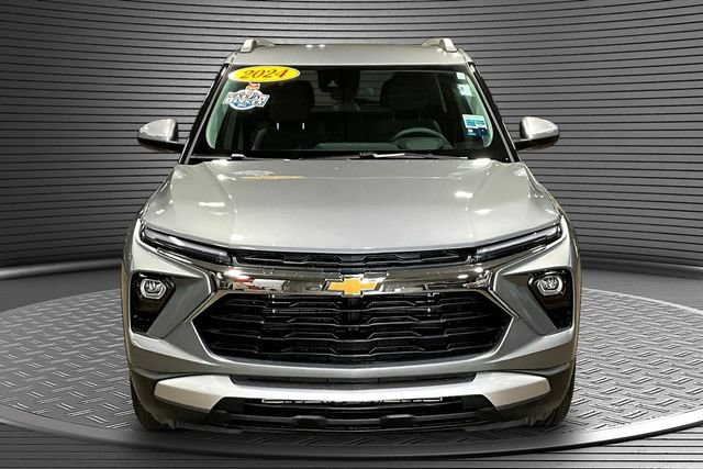 Certified 2024 Chevrolet TrailBlazer LT w/ Driver Confidence Package FWD image 2