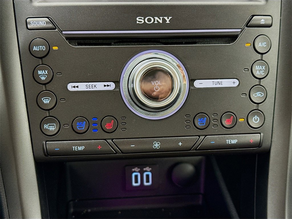 Used 2020 Ford Fusion Energi Titanium image 20