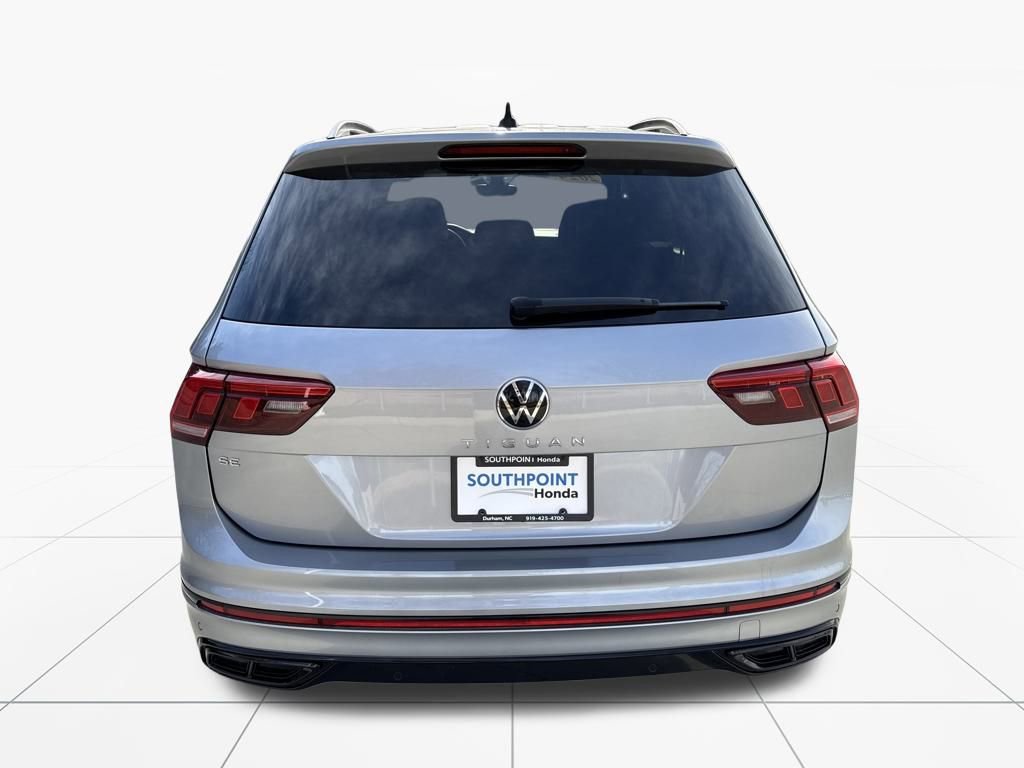 Used 2024 Volkswagen Tiguan SE R-Line image 7