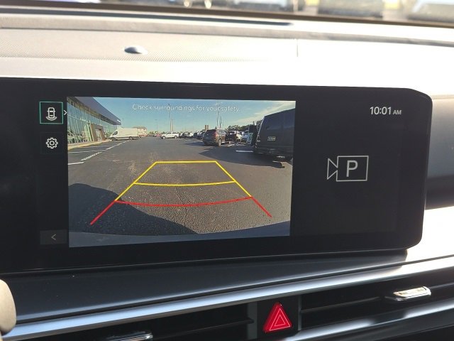 Used 2025 Kia Sorento LX image 13