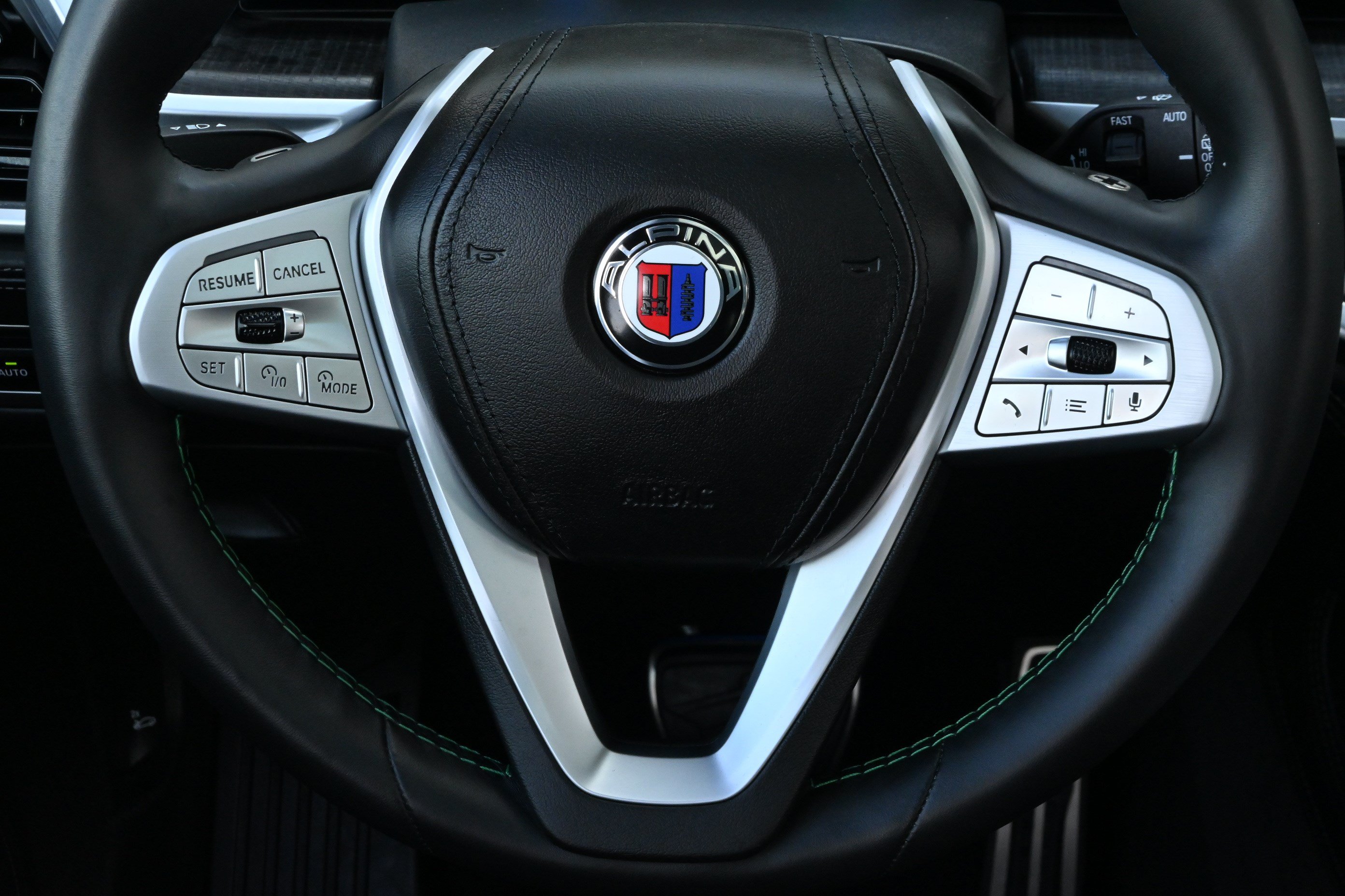 Used 2025 BMW ALPINA XB7 AWD/4WD image 34