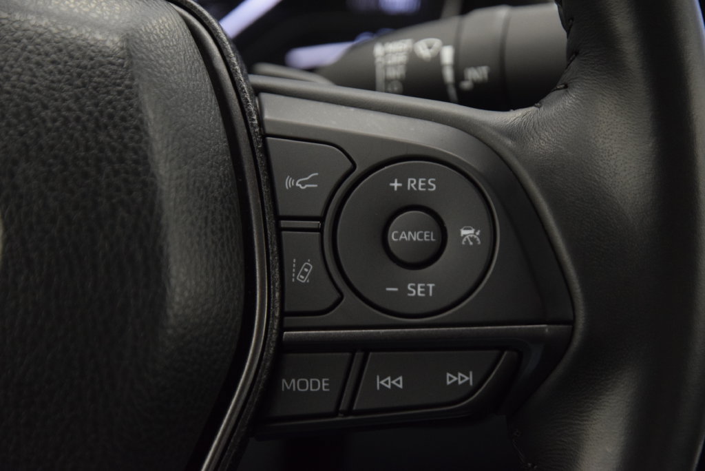 Used 2024 Toyota Camry SE w/ Convenience Package FWD image 23