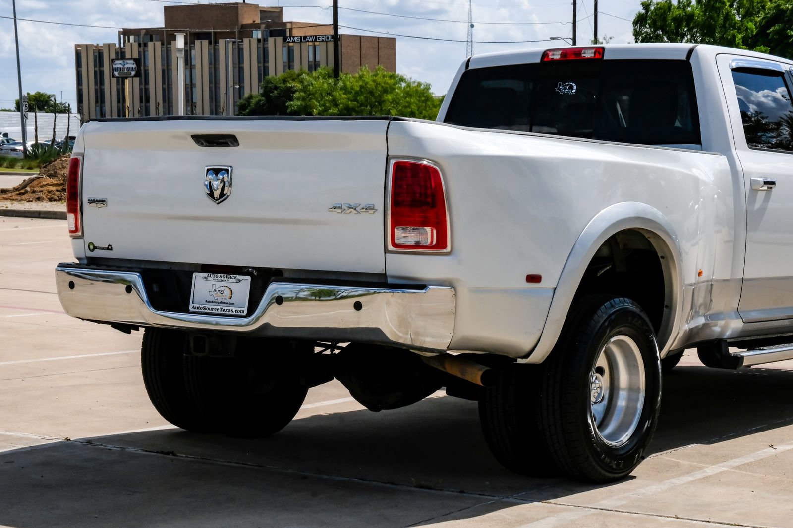 Used 2014 RAM 3500 Laramie image 12
