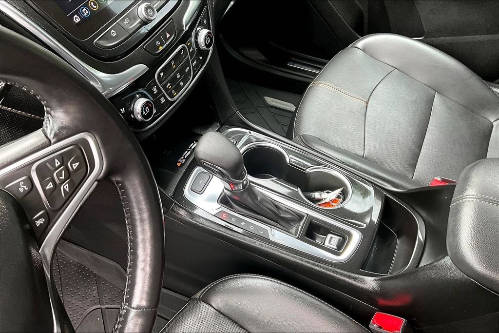 Used 2022 Chevrolet Equinox Premier AWD/4WD image 18