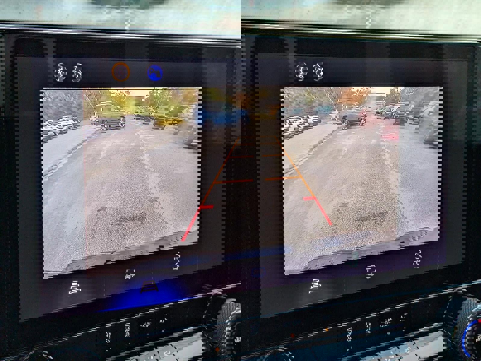 Used 2025 Chevrolet Colorado W/T image 22