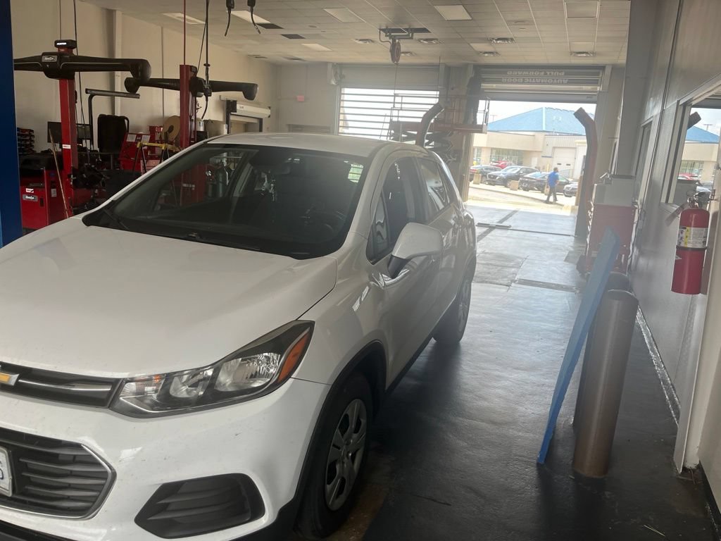 Used 2018 Chevrolet Trax LS