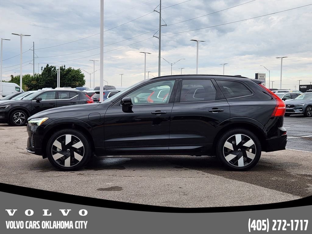 Certified 2025 Volvo XC60 T8 Plus w/ Protection Package Premier image 3