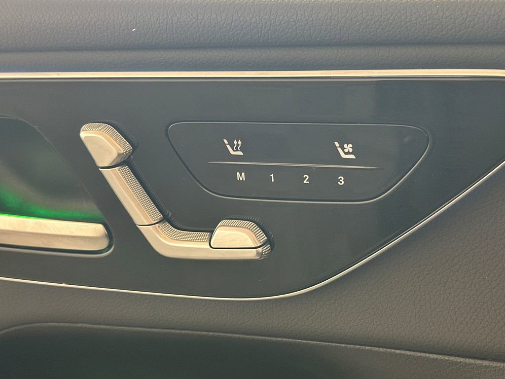 Certified 2026 Mercedes-Benz GLC 350e 4MATIC image 9