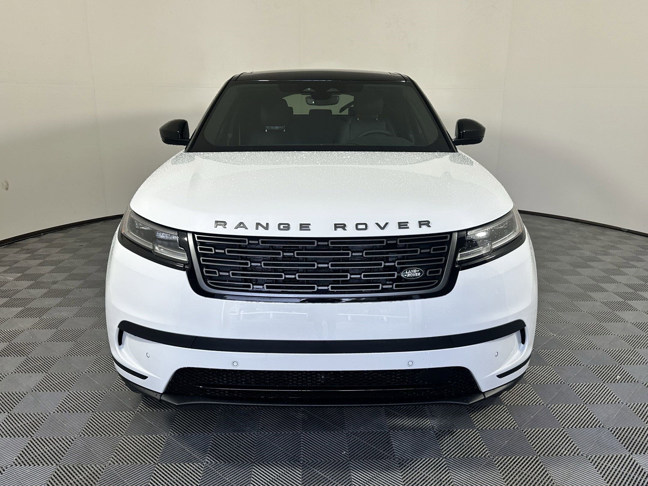 New 2026 Land Rover Range Rover Velar S image 6