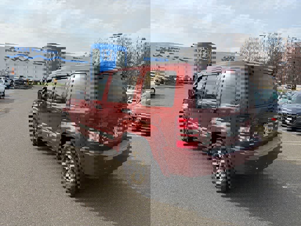 Used 2008 Jeep Liberty Sport w/ Popular Equipment Group image 9