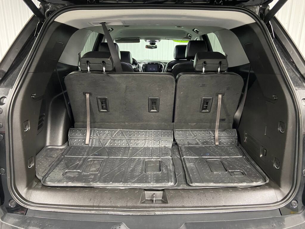 Used 2019 Chevrolet Traverse LT w/ LT Premium Package image 11