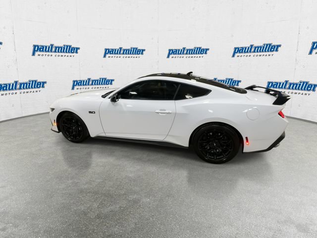 Used 2024 Ford Mustang GT Premium w/ GT Performance Package image 7