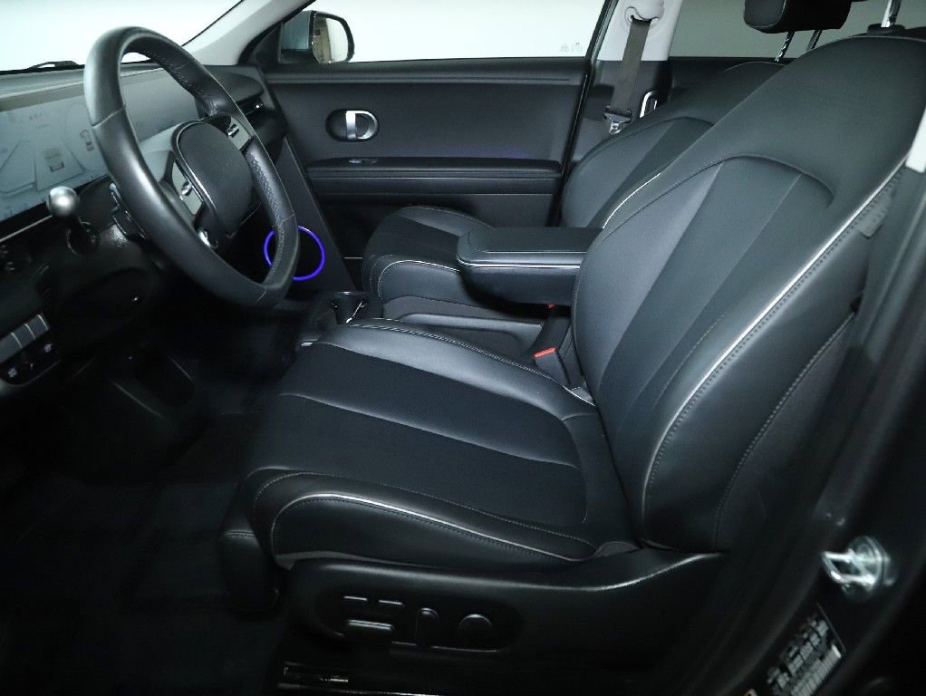 Used 2022 Hyundai Ioniq 5 Limited image 19