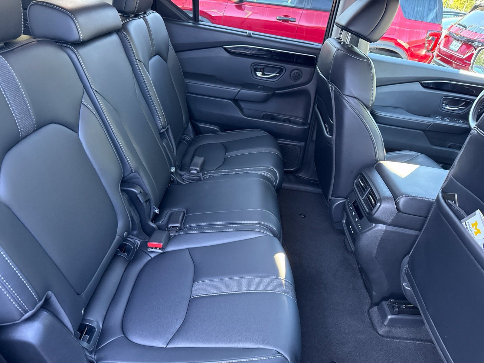 Certified 2025 Honda Pilot EX-L image 15