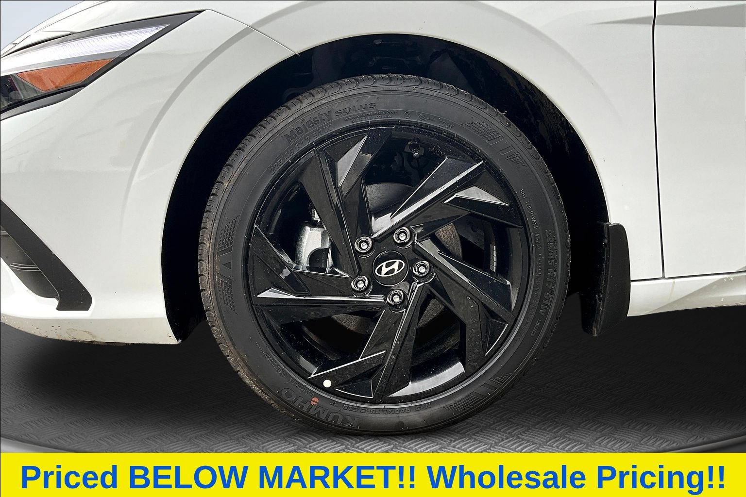 Used 2026 Hyundai Elantra Sport FWD image 34