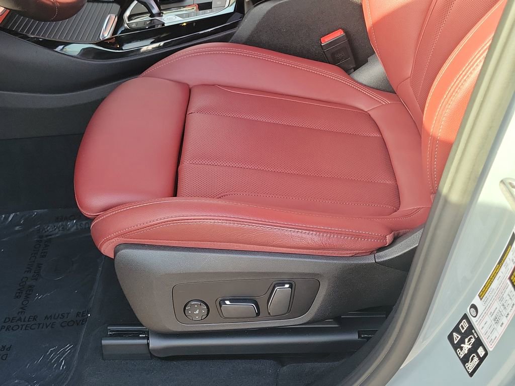 Used 2024 BMW X3 M40i AWD/4WD image 16