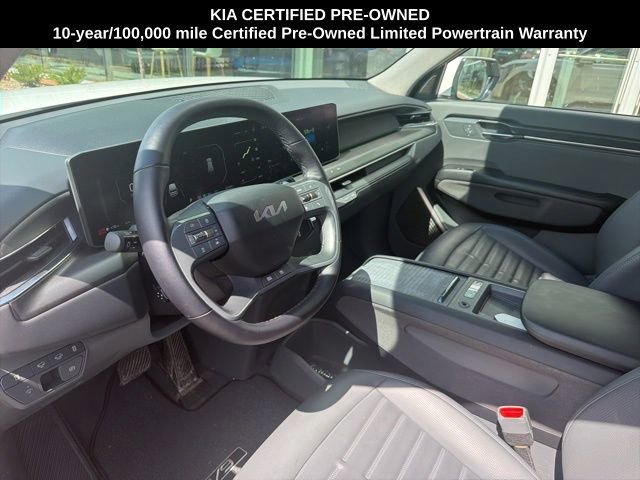 Certified 2024 Kia EV9 Land image 17