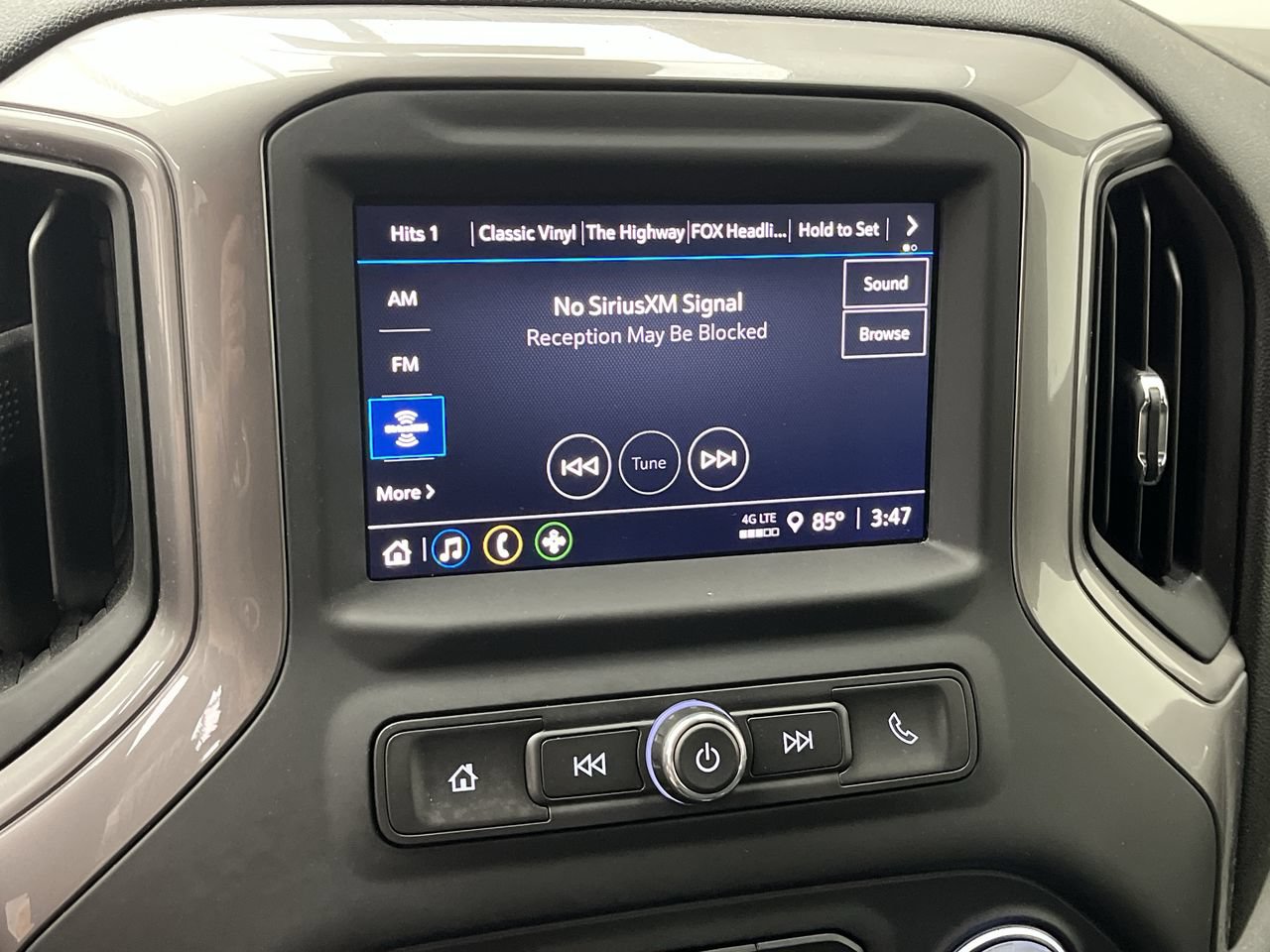 Certified 2023 Chevrolet Silverado 1500 Custom AWD/4WD image 18