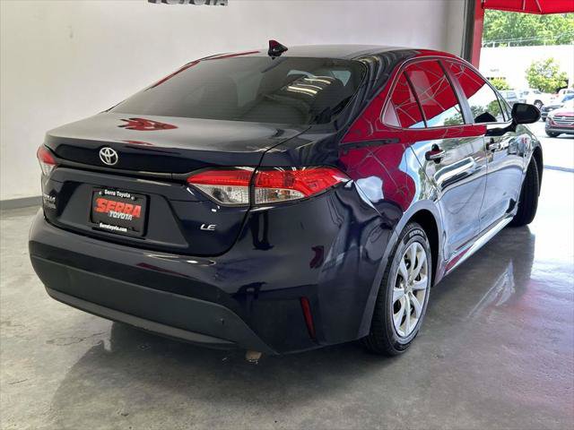 Certified 2022 Toyota Corolla LE FWD image 3