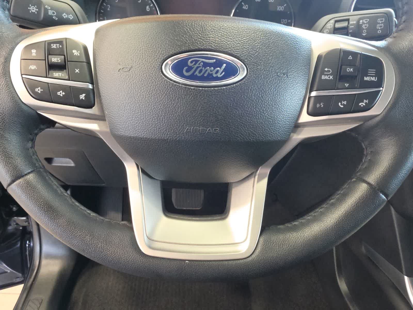 Used 2024 Ford Explorer XLT w/ Equipment Group 202A AWD/4WD image 21