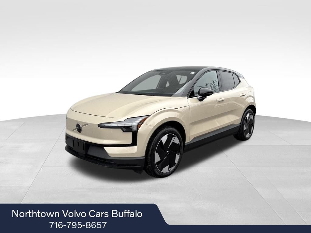New 2026 Volvo EX30 Plus w/ Climate Package