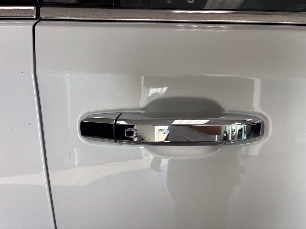Used 2020 GMC Sierra 1500 Denali AWD/4WD image 13