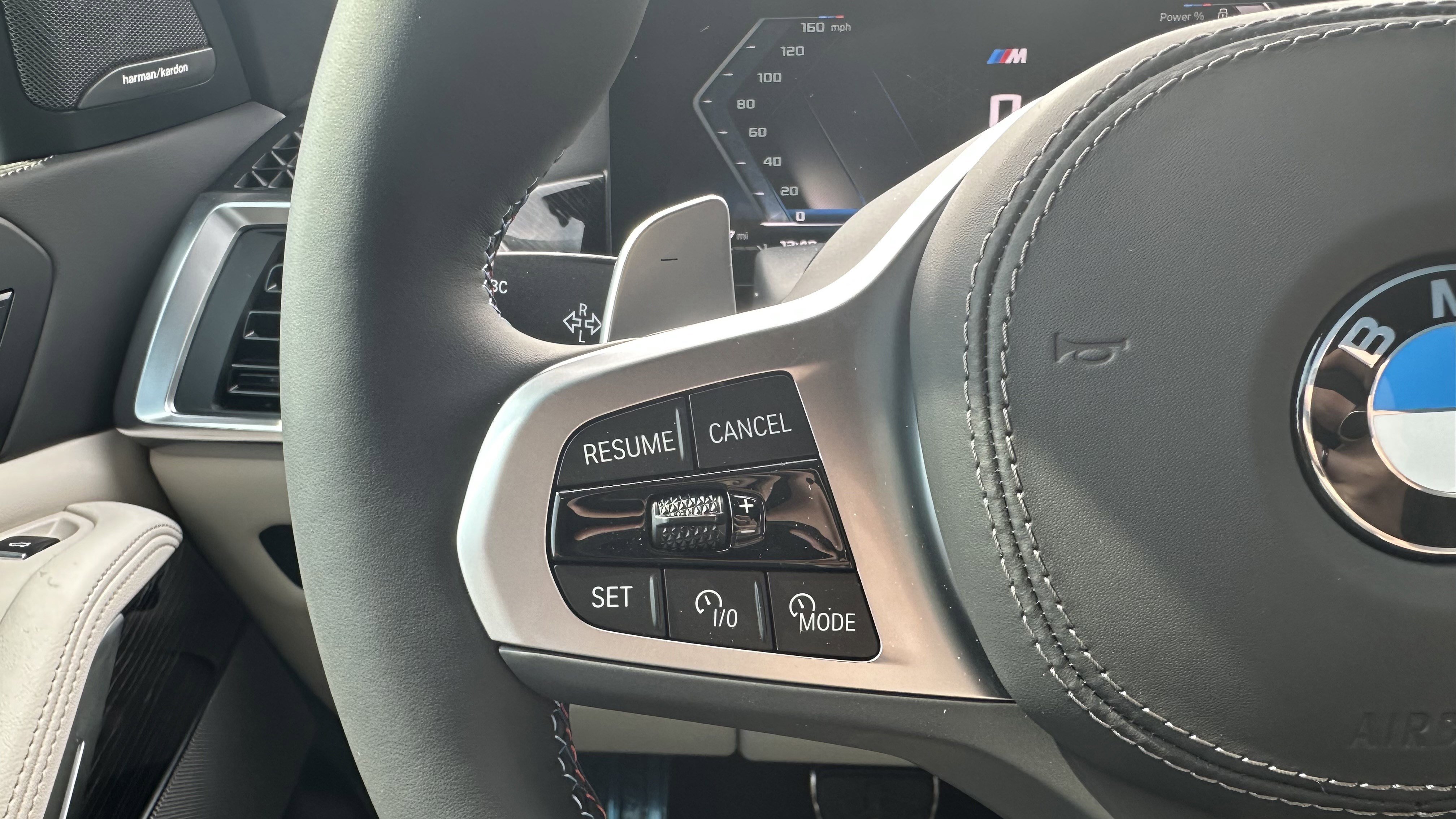 Used 2026 BMW X5 M60i w/ Executive Package image 17